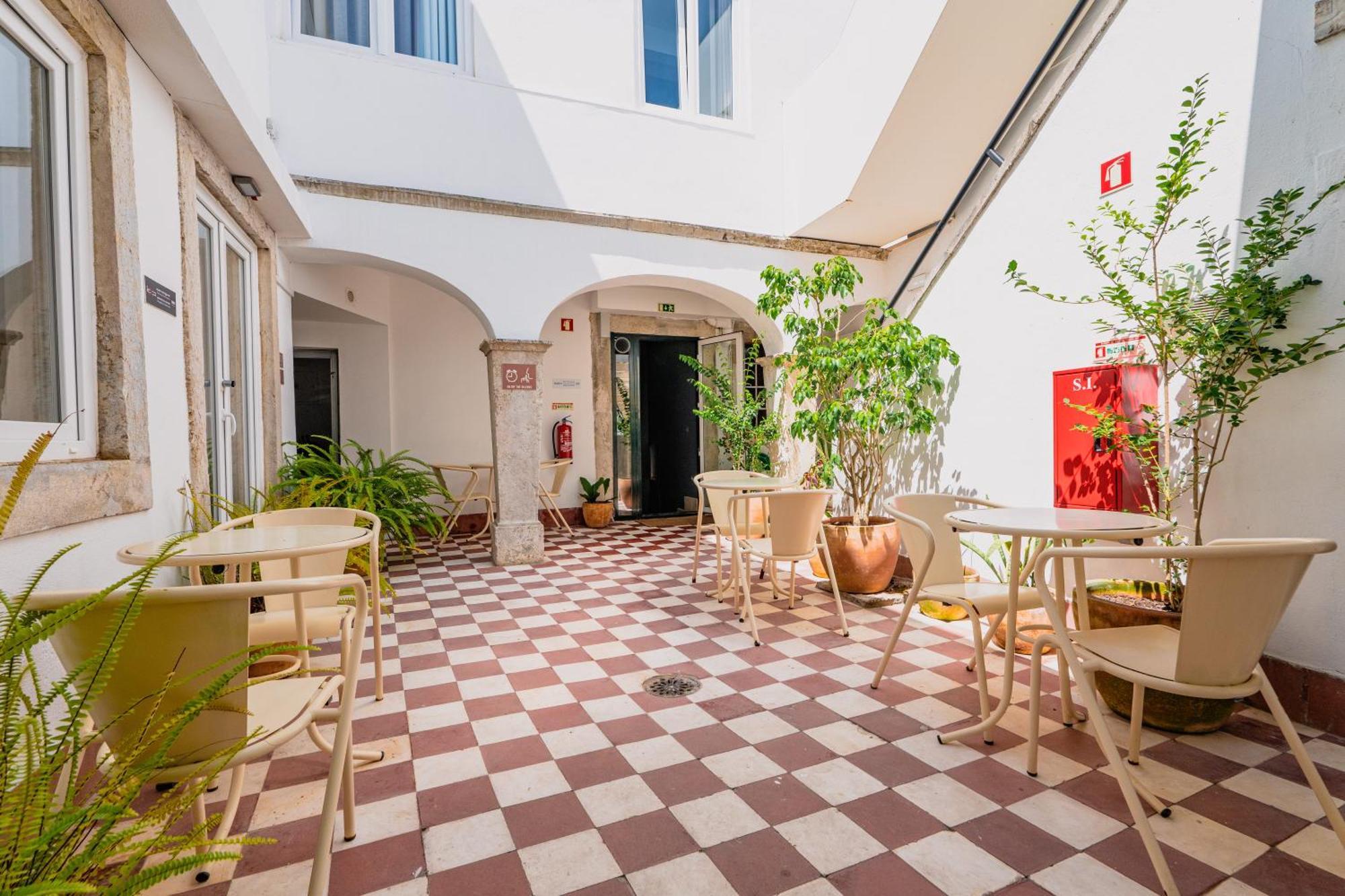 Quinta Colina By Shiadu, Lisbon
